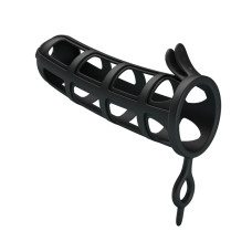 Черная силиконовая насадка с петлёй на мошонку Penis Sleeve